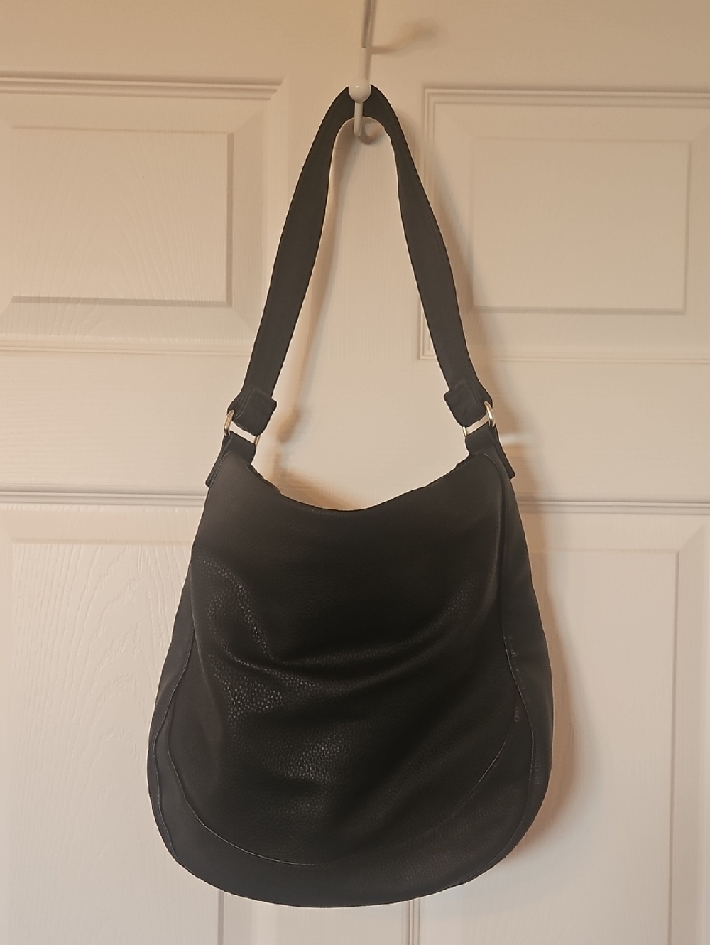 thirty-one Black Shoulder Hobo Bag